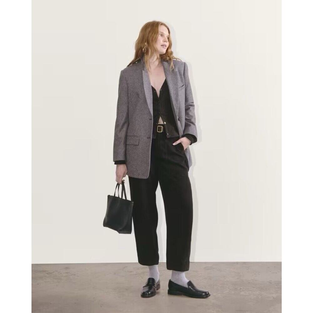 EVERLANE The Utility Pant in Buttersoft Black High Rise Relaxed Barrel Leg 0